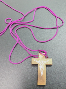 紫繩十字架項鍊